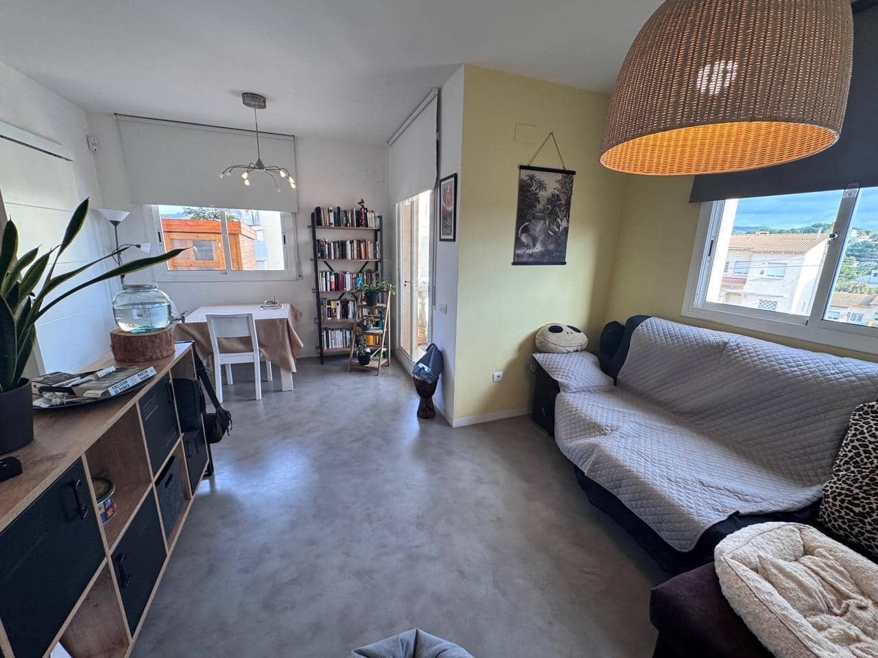 4 makuuhuone Paritalo myytävänä paikassa La Pobla de Montornes mukana uima-altaan 
autotalli - 249 900 € (Ref: 9385550)