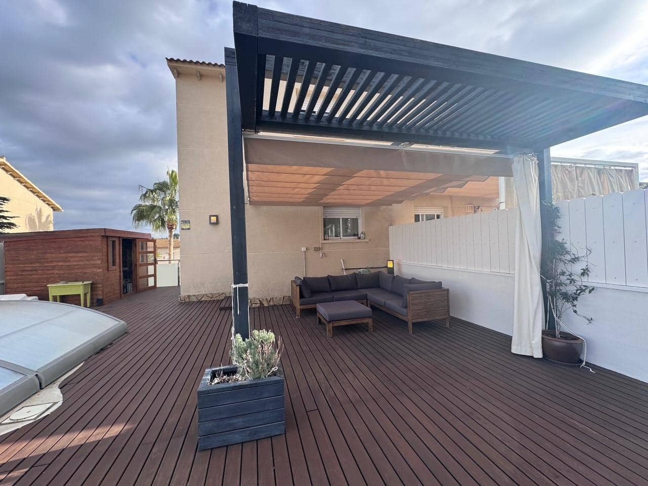 4 makuuhuone Paritalo myytävänä paikassa La Pobla de Montornes mukana uima-altaan 
autotalli - 249 900 € (Ref: 9385550)