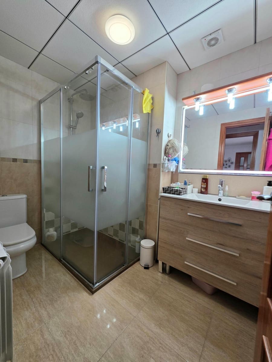 3 bedroom Penthouse for sale in Creixell with pool - € 209,000 (Ref: 9395943)