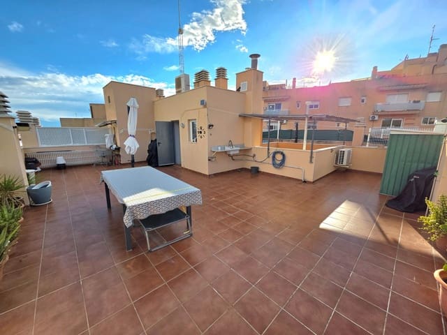 3 bedroom Penthouse for sale in Creixell with pool - € 209,000 (Ref: 9395943)