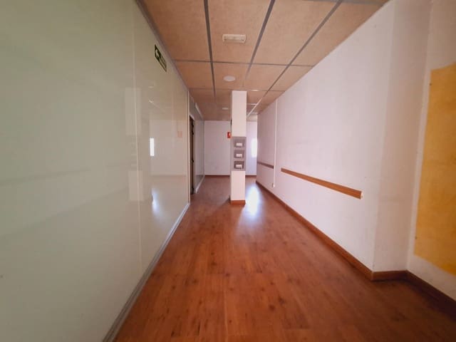 Commercieel te koop in Bellvei - € 105.000 (Ref: 9395945)