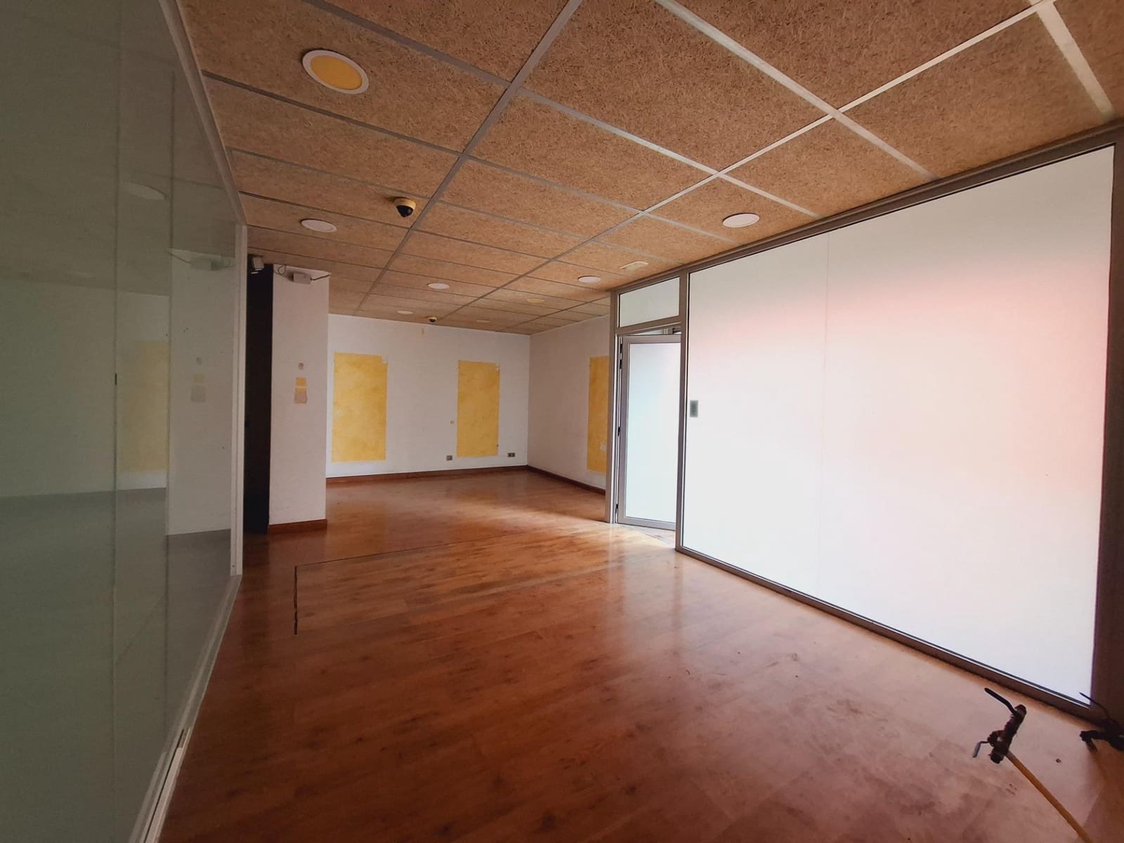 Commercieel te koop in Bellvei - € 105.000 (Ref: 9395945)