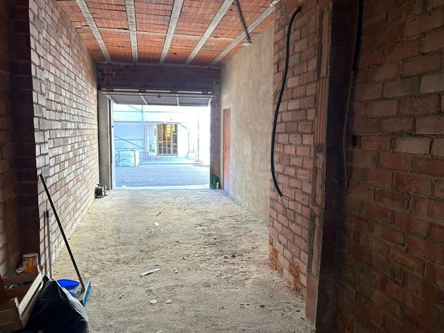 Commercieel te koop in Calafell - € 90.000 (Ref: 9398454)