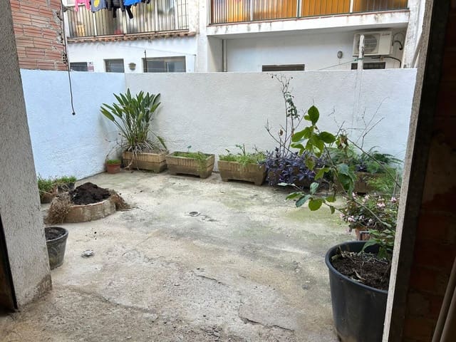 Commercieel te koop in Calafell - € 90.000 (Ref: 9398454)