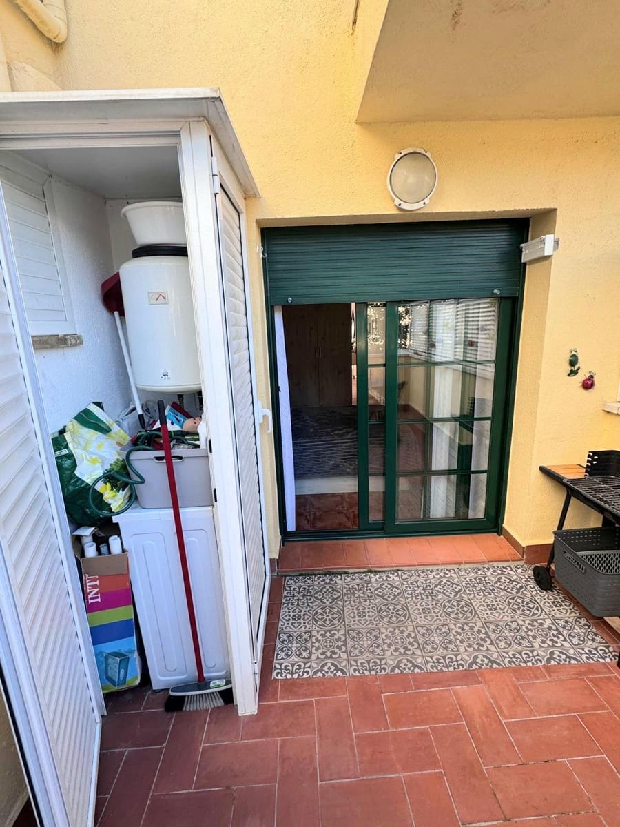 1 bedroom Flat for sale in Torredembarra - € 129,000 (Ref: 9400876)