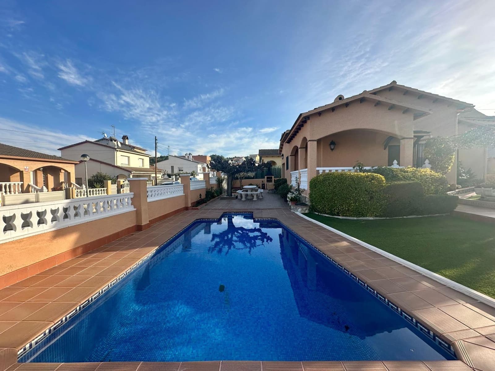 Chalet de 3 habitaciones en El Vendrell en venta con piscina garaje - 269.000 € (Ref: 9400877)