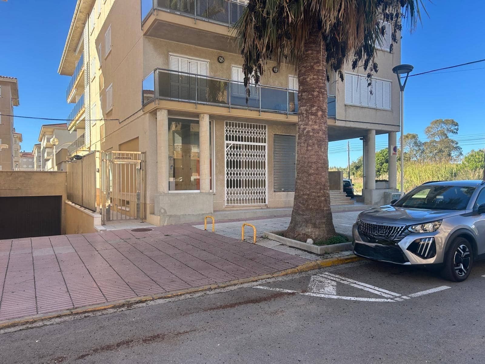Erhverv til salg i El Vendrell - € 75.000 (Ref: 9409300)