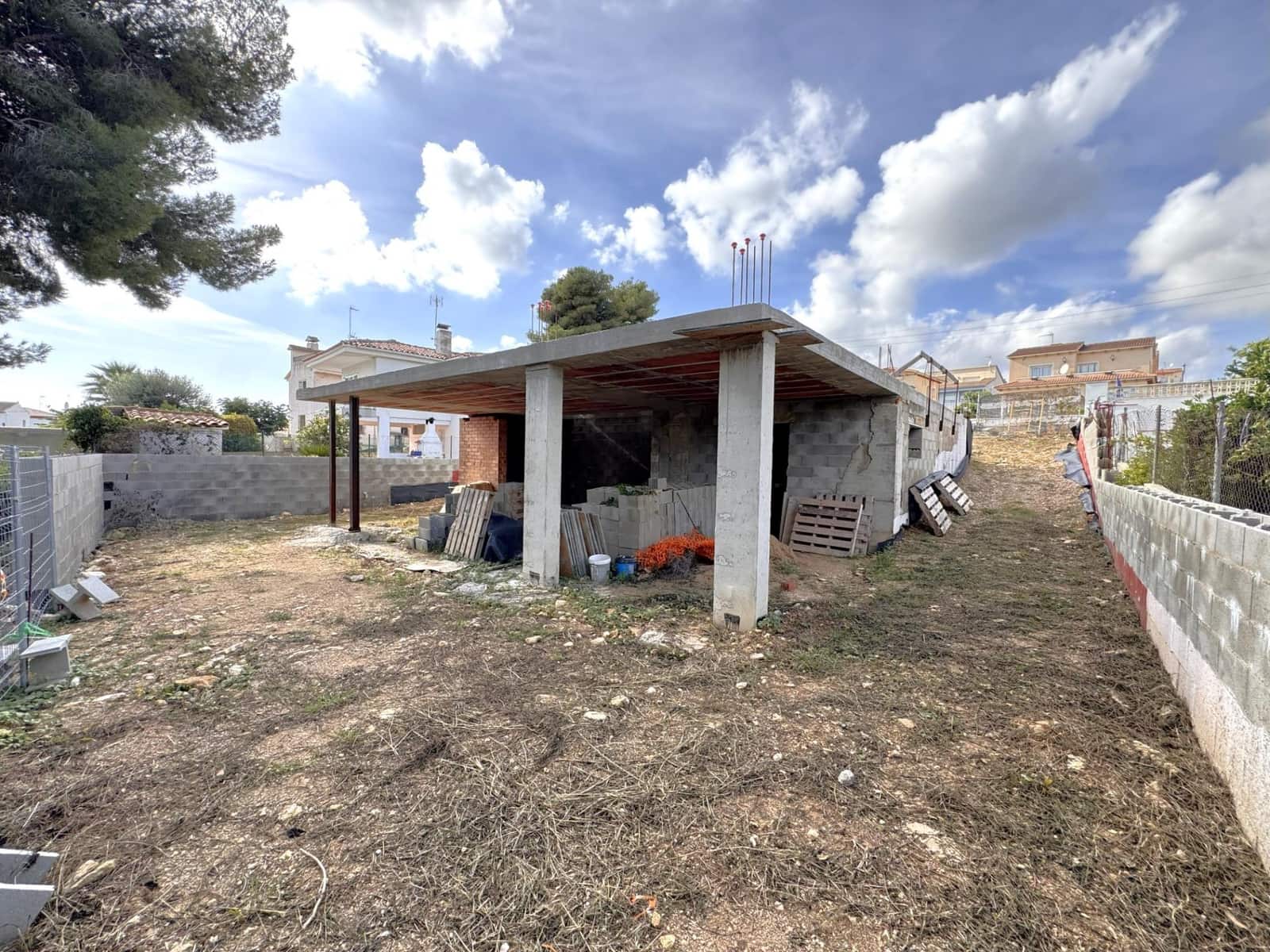 3 sypialnia Willa na sprzedaż w El Vendrell z garażem - 160 000 € (Ref: 9410927)