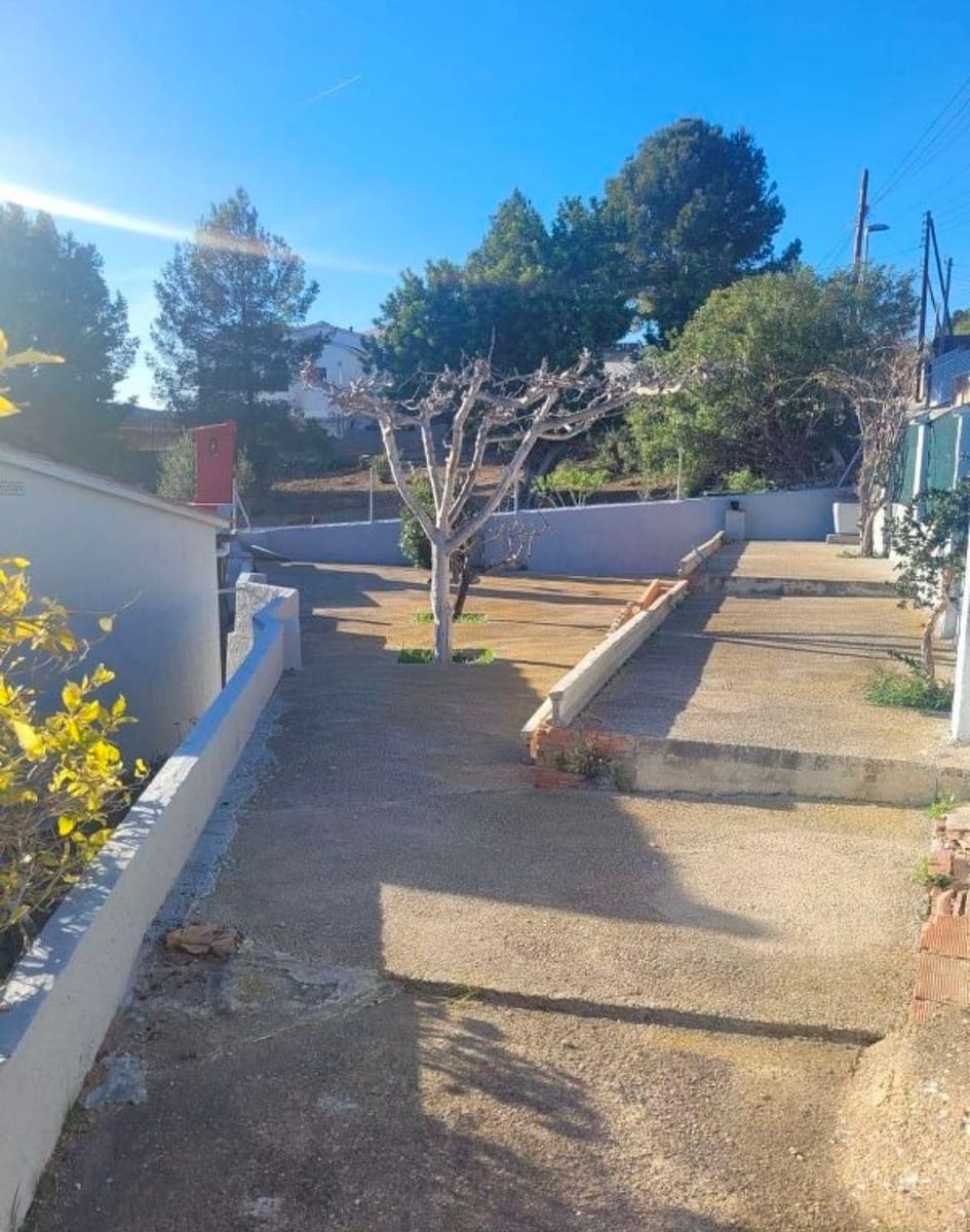 4 bedroom Villa for sale in Vespella with pool - € 179,900 (Ref: 9414039)