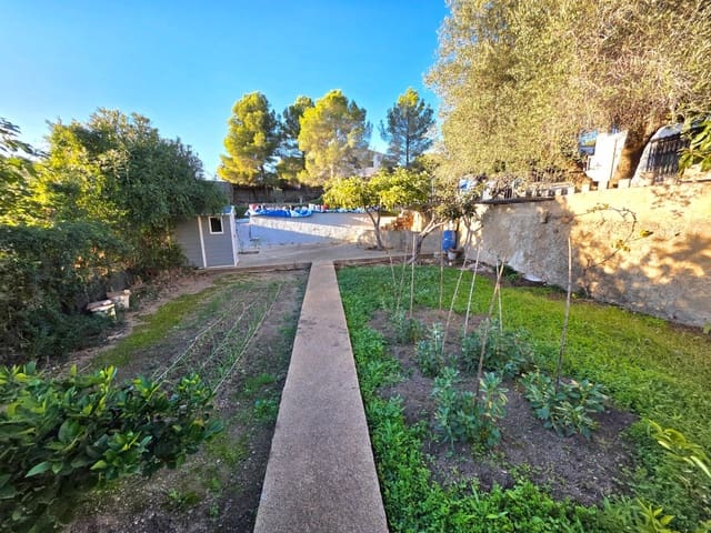 4 bedroom Villa for sale in Vespella with pool - € 179,900 (Ref: 9414039)