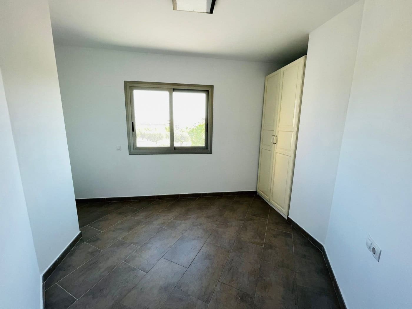 3 bedroom Flat for sale in El Vendrell with garage - € 185,000 (Ref: 9415863)