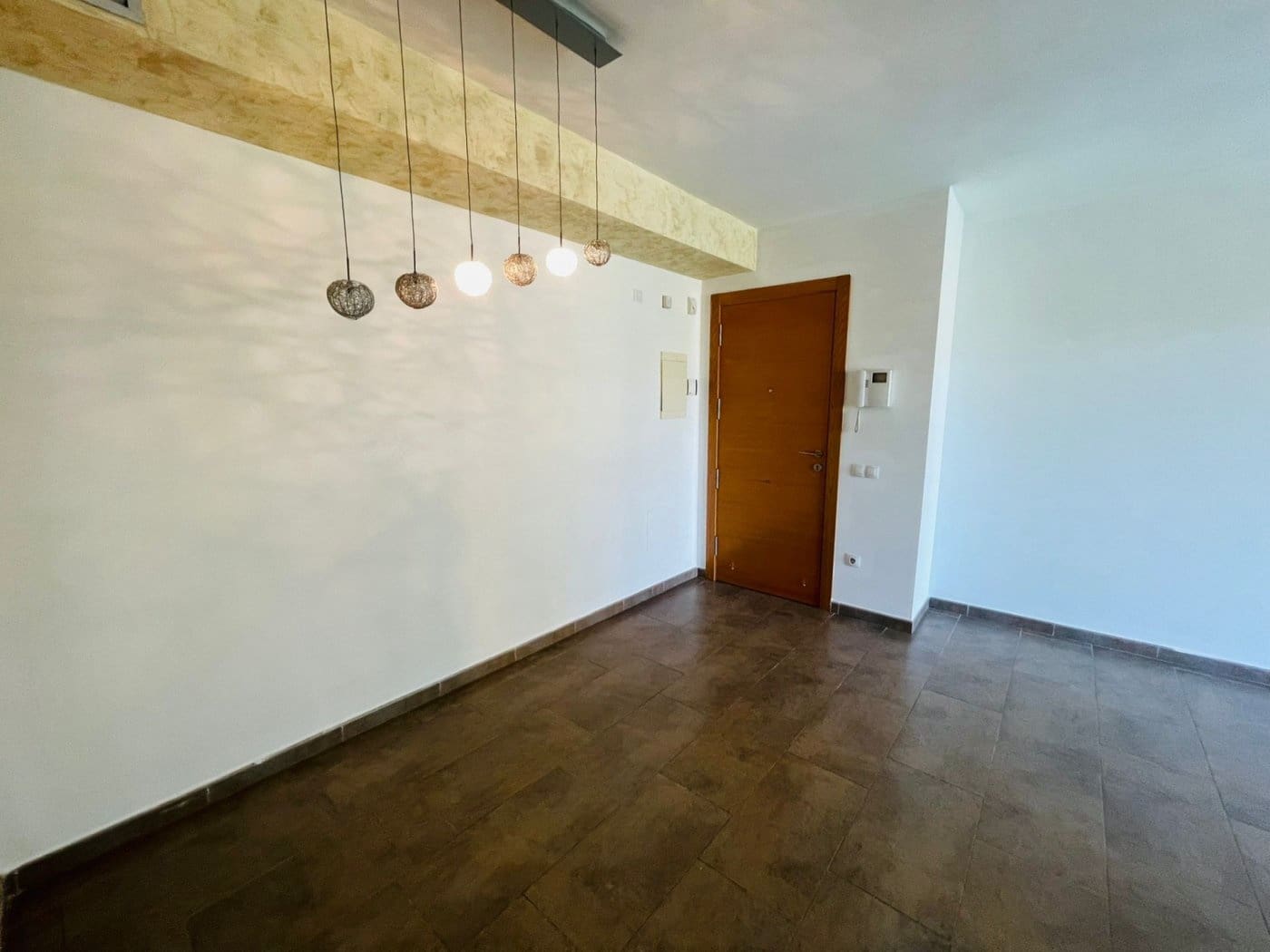 3 bedroom Flat for sale in El Vendrell with garage - € 185,000 (Ref: 9415863)