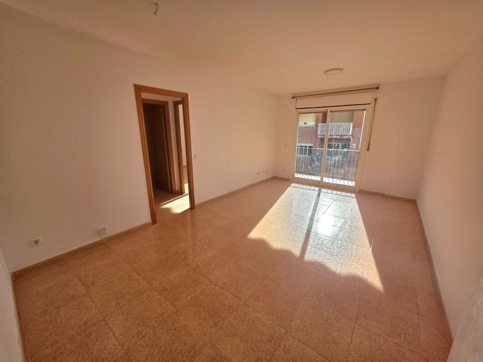 3 bedroom Flat for sale in Torredembarra - € 199,000 (Ref: 9424477)