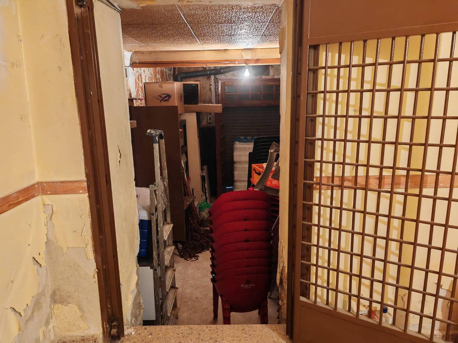 3 slaapkamer Bedrijf te koop in Santa Coloma de Queralt - € 120.000 (Ref: 9431041)