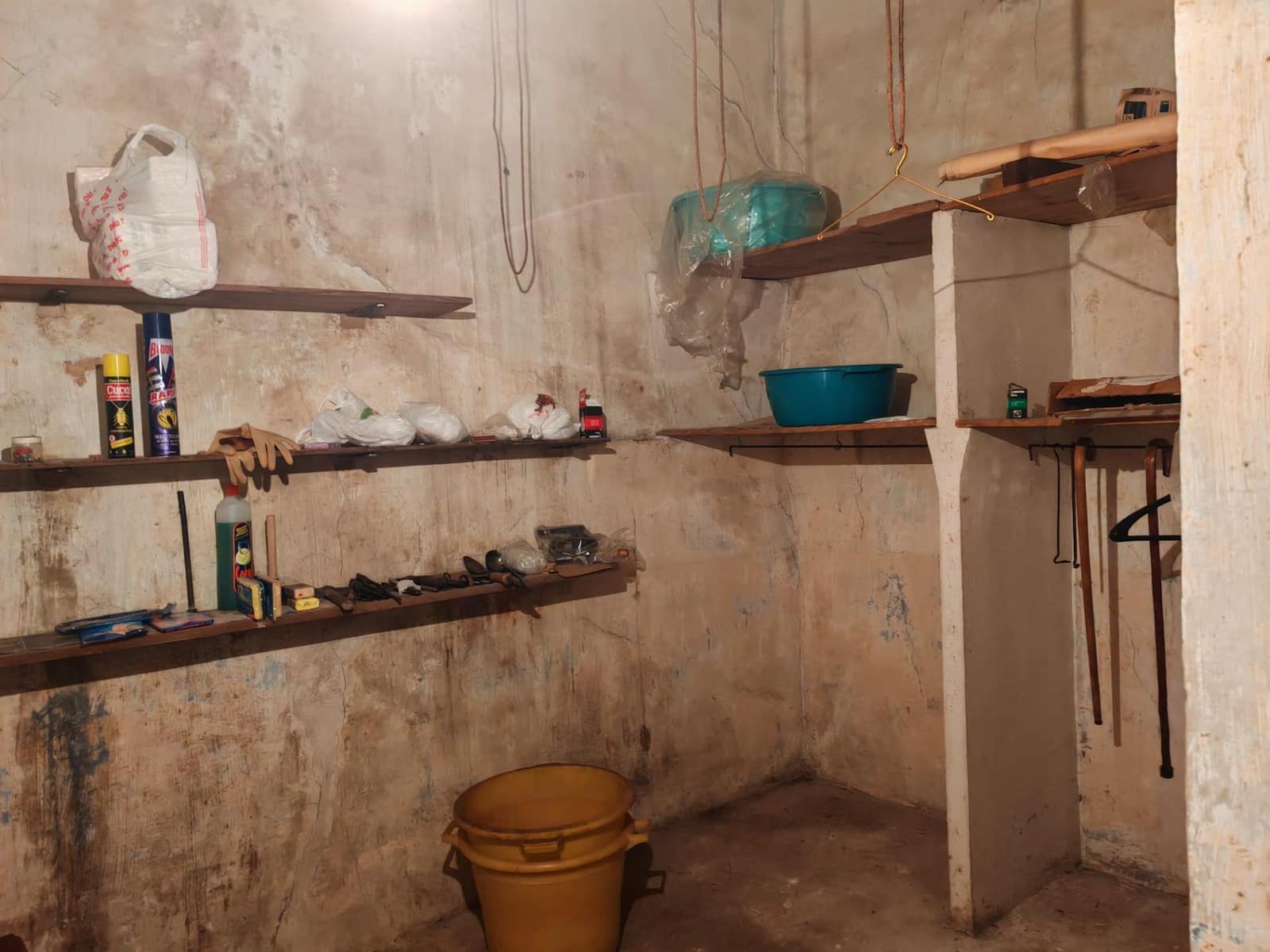 3 slaapkamer Bedrijf te koop in Santa Coloma de Queralt - € 120.000 (Ref: 9431041)