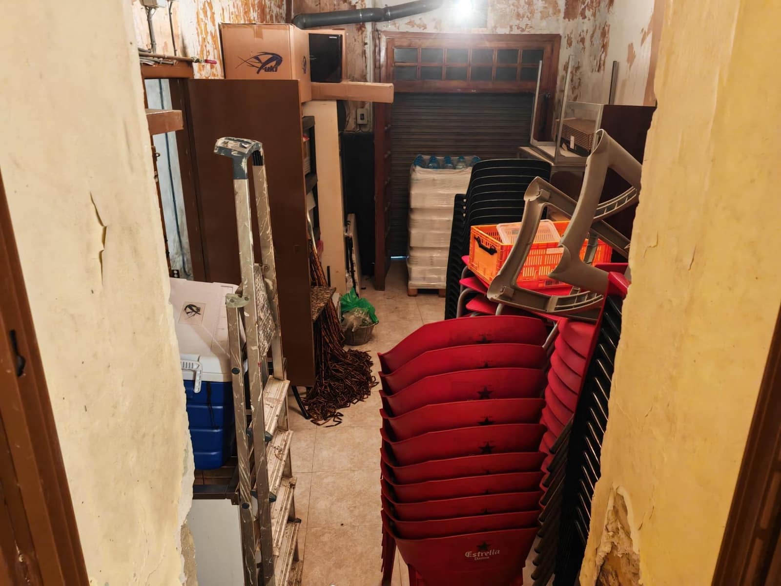 3 slaapkamer Bedrijf te koop in Santa Coloma de Queralt - € 120.000 (Ref: 9431041)