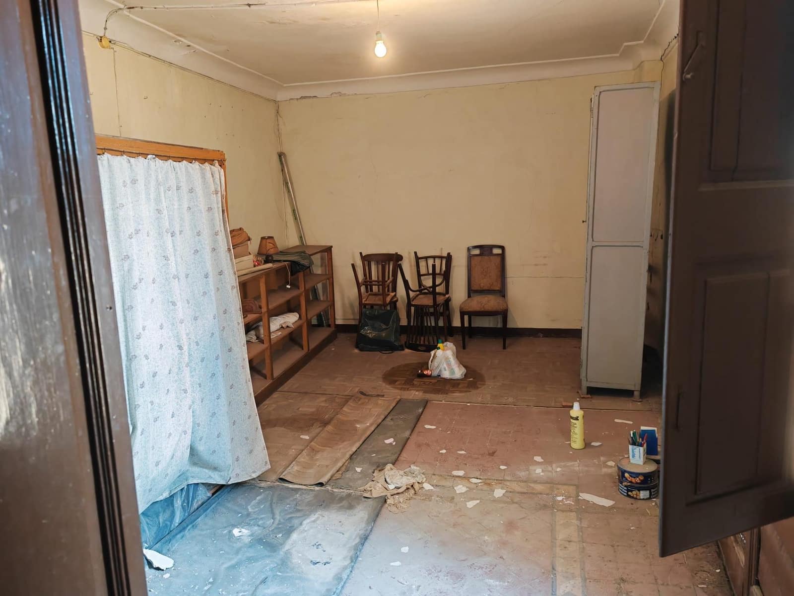 3 slaapkamer Bedrijf te koop in Santa Coloma de Queralt - € 120.000 (Ref: 9431041)