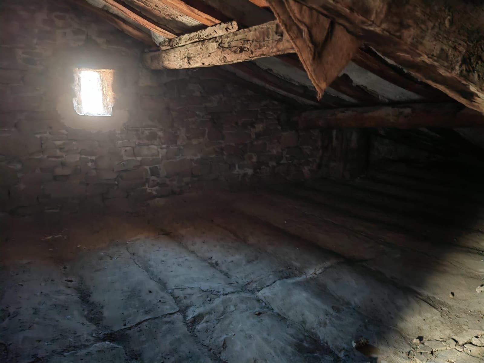 3 slaapkamer Bedrijf te koop in Santa Coloma de Queralt - € 120.000 (Ref: 9431041)