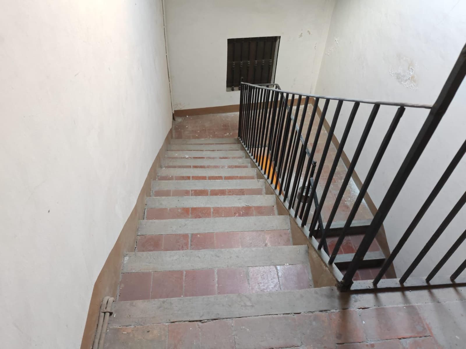 3 slaapkamer Bedrijf te koop in Santa Coloma de Queralt - € 120.000 (Ref: 9431041)