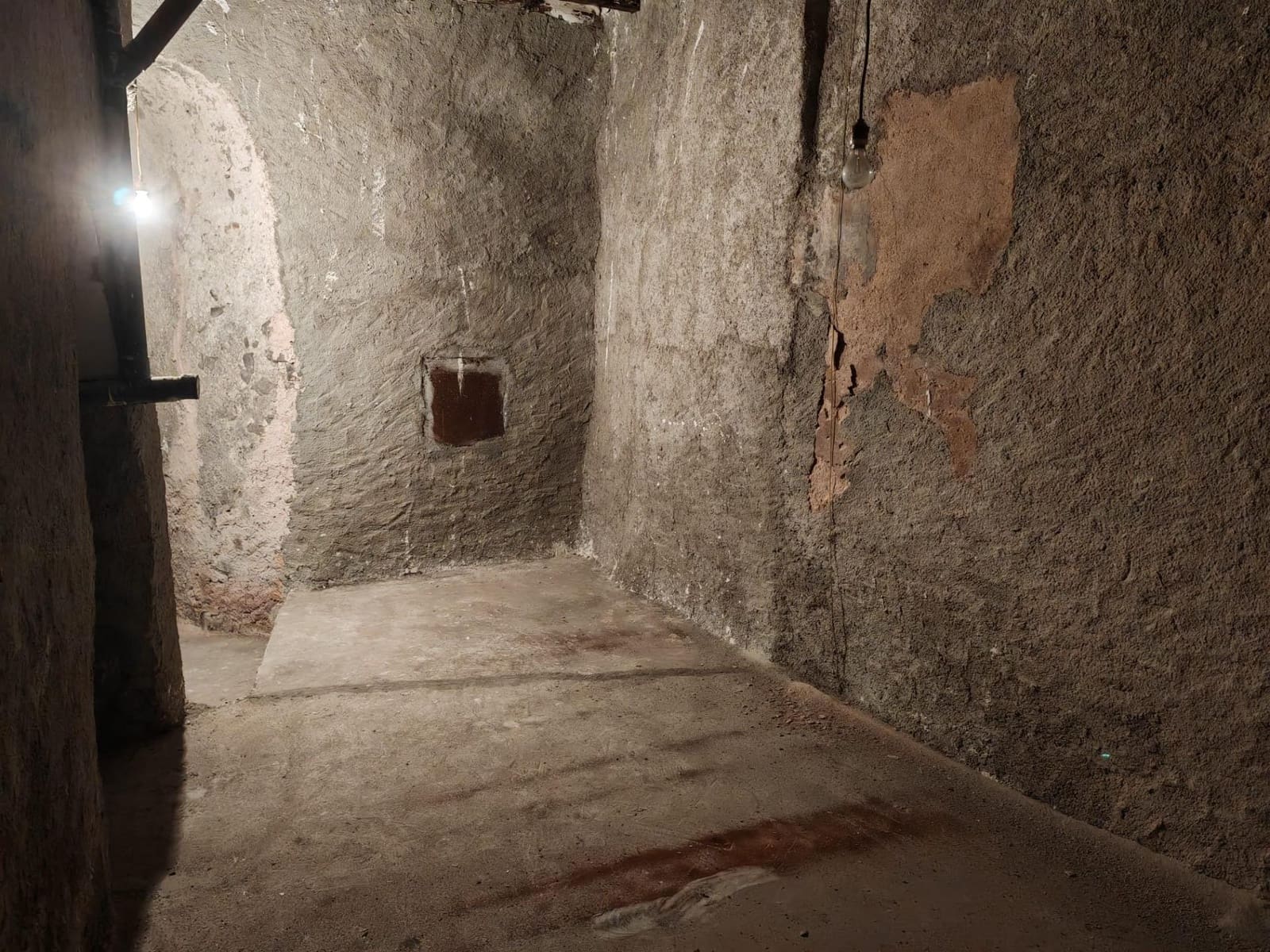 3 slaapkamer Bedrijf te koop in Santa Coloma de Queralt - € 120.000 (Ref: 9431041)