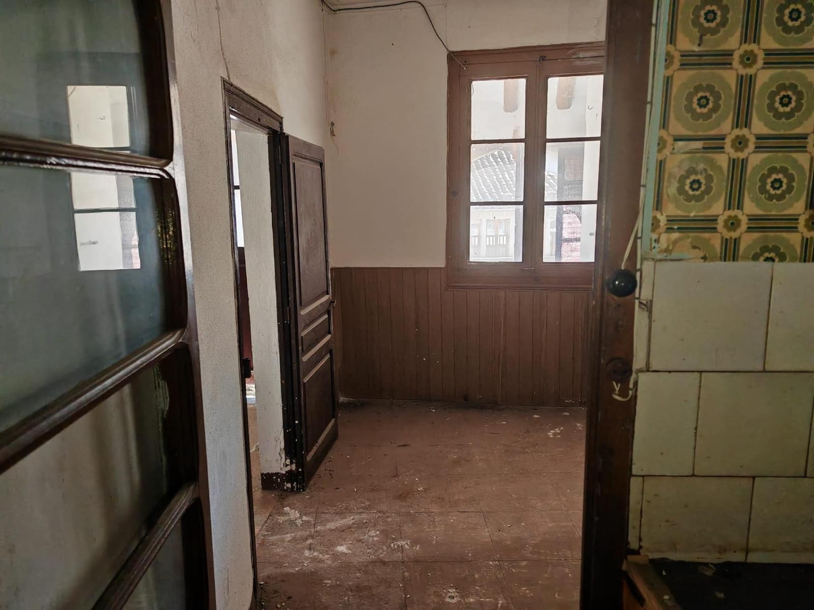 3 slaapkamer Bedrijf te koop in Santa Coloma de Queralt - € 120.000 (Ref: 9431041)