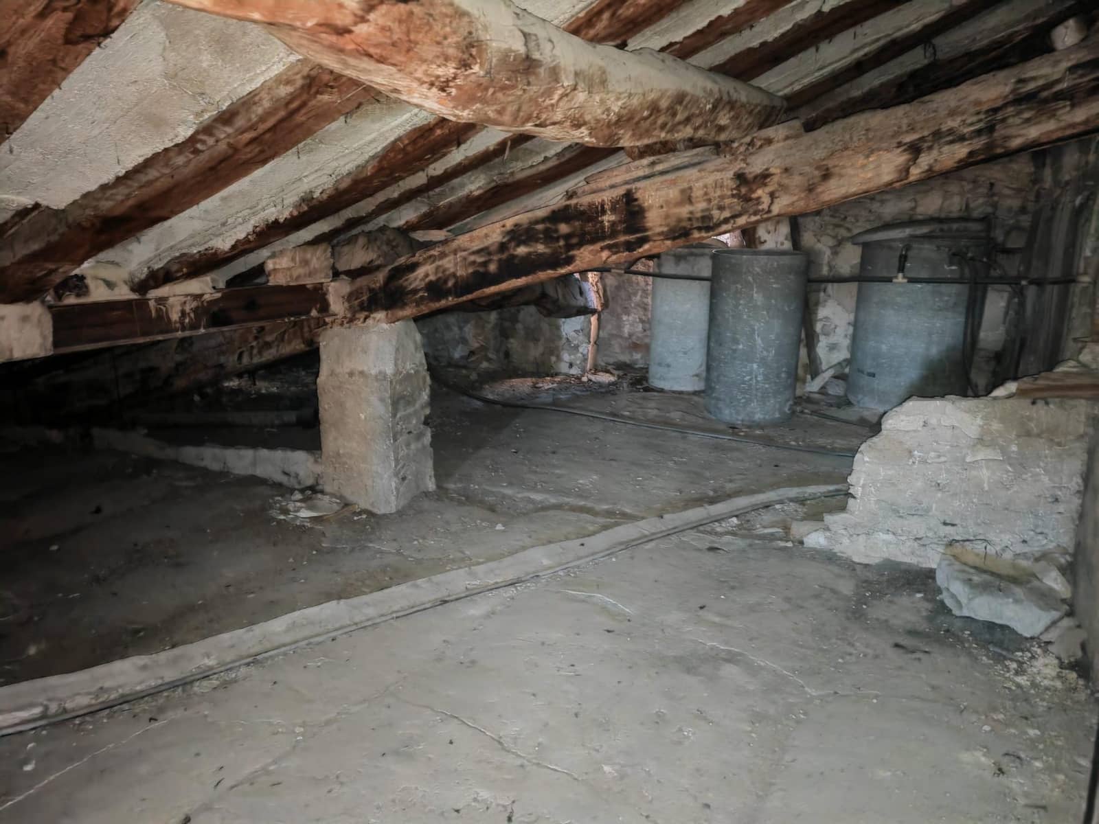 3 slaapkamer Bedrijf te koop in Santa Coloma de Queralt - € 120.000 (Ref: 9431041)