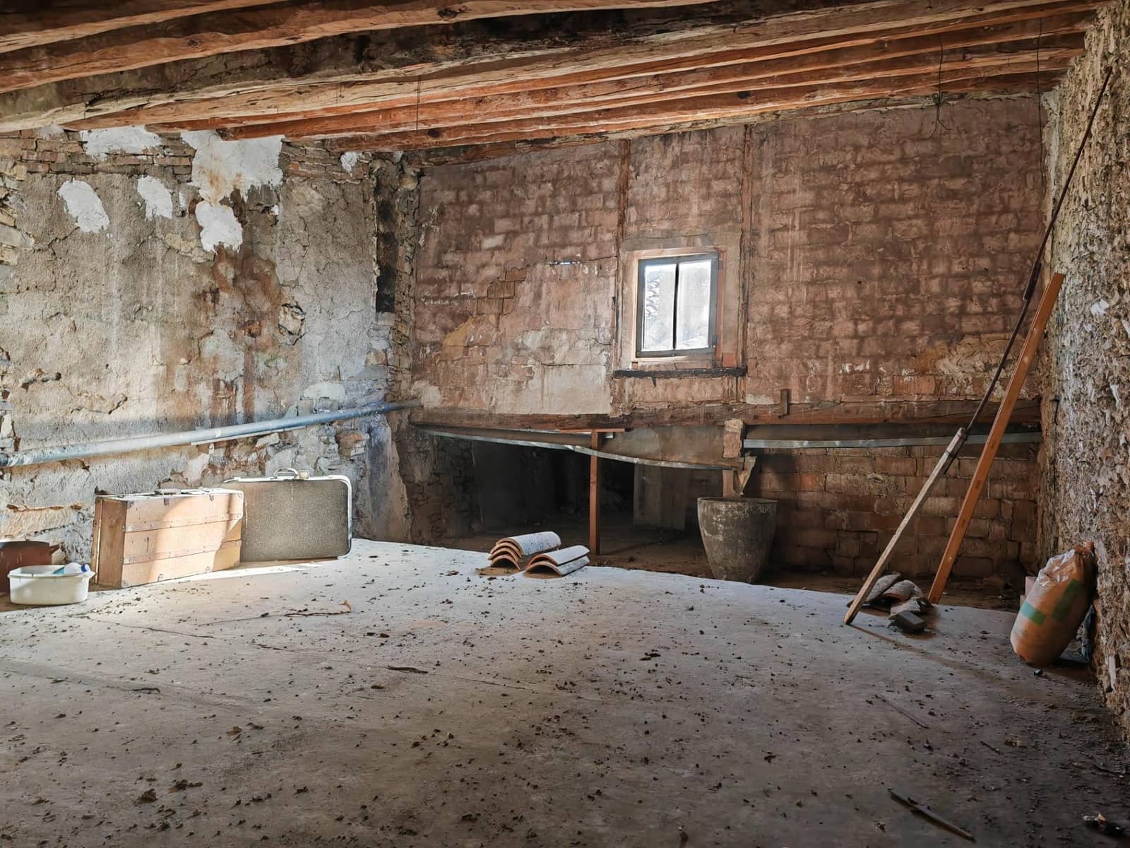 3 slaapkamer Bedrijf te koop in Santa Coloma de Queralt - € 120.000 (Ref: 9431041)