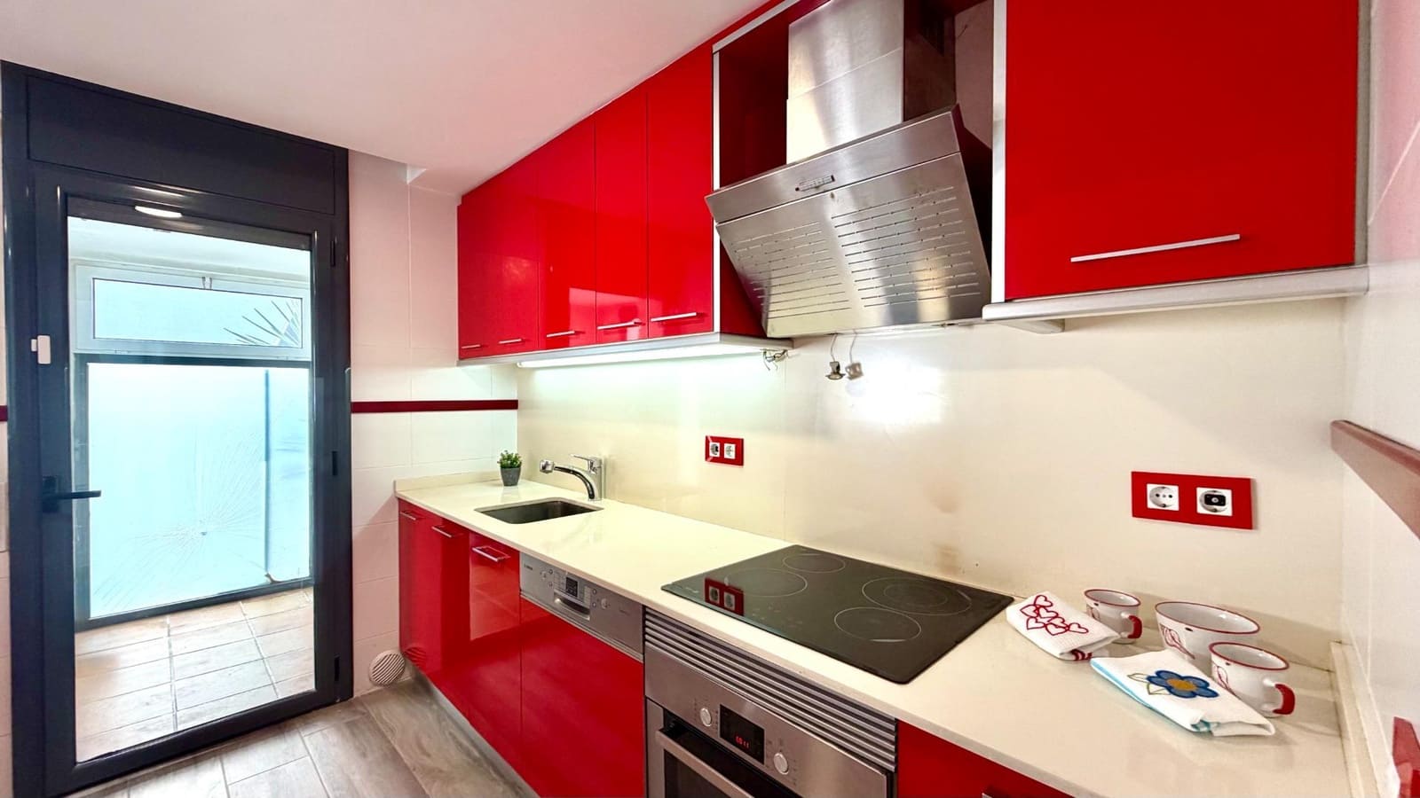 3 soveværelse Villa til salg i Calafell med swimmingpool garage - € 399.000 (Ref: 9440053)