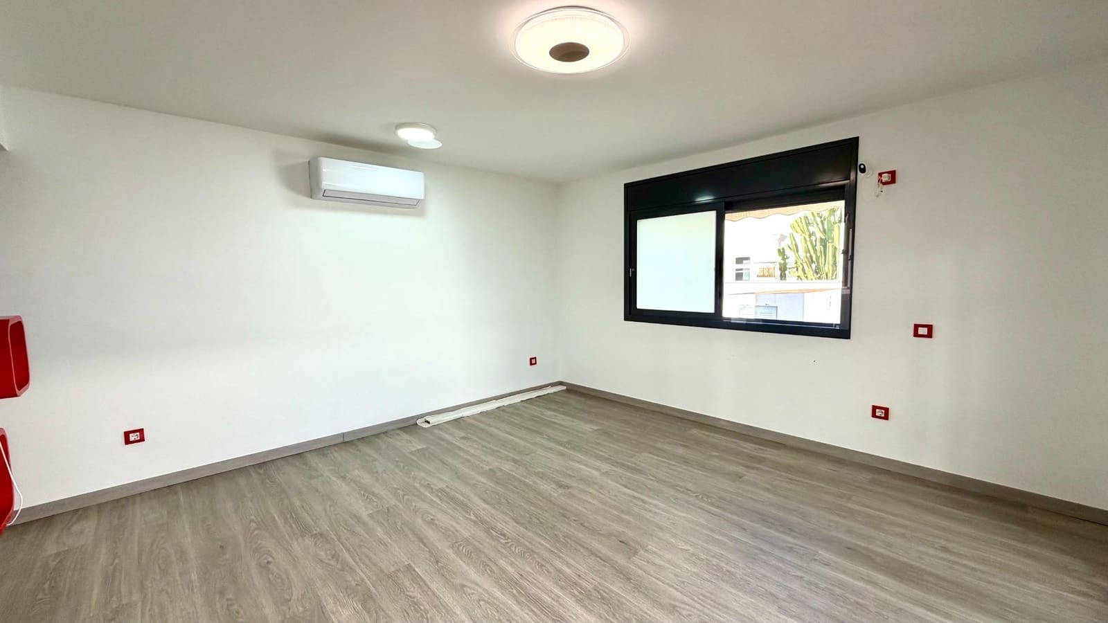 3 soveværelse Villa til salg i Calafell med swimmingpool garage - € 399.000 (Ref: 9440053)