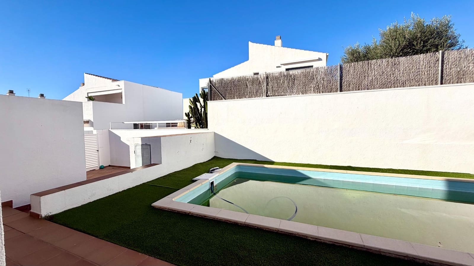 3 soveværelse Villa til salg i Calafell med swimmingpool garage - € 399.000 (Ref: 9440053)