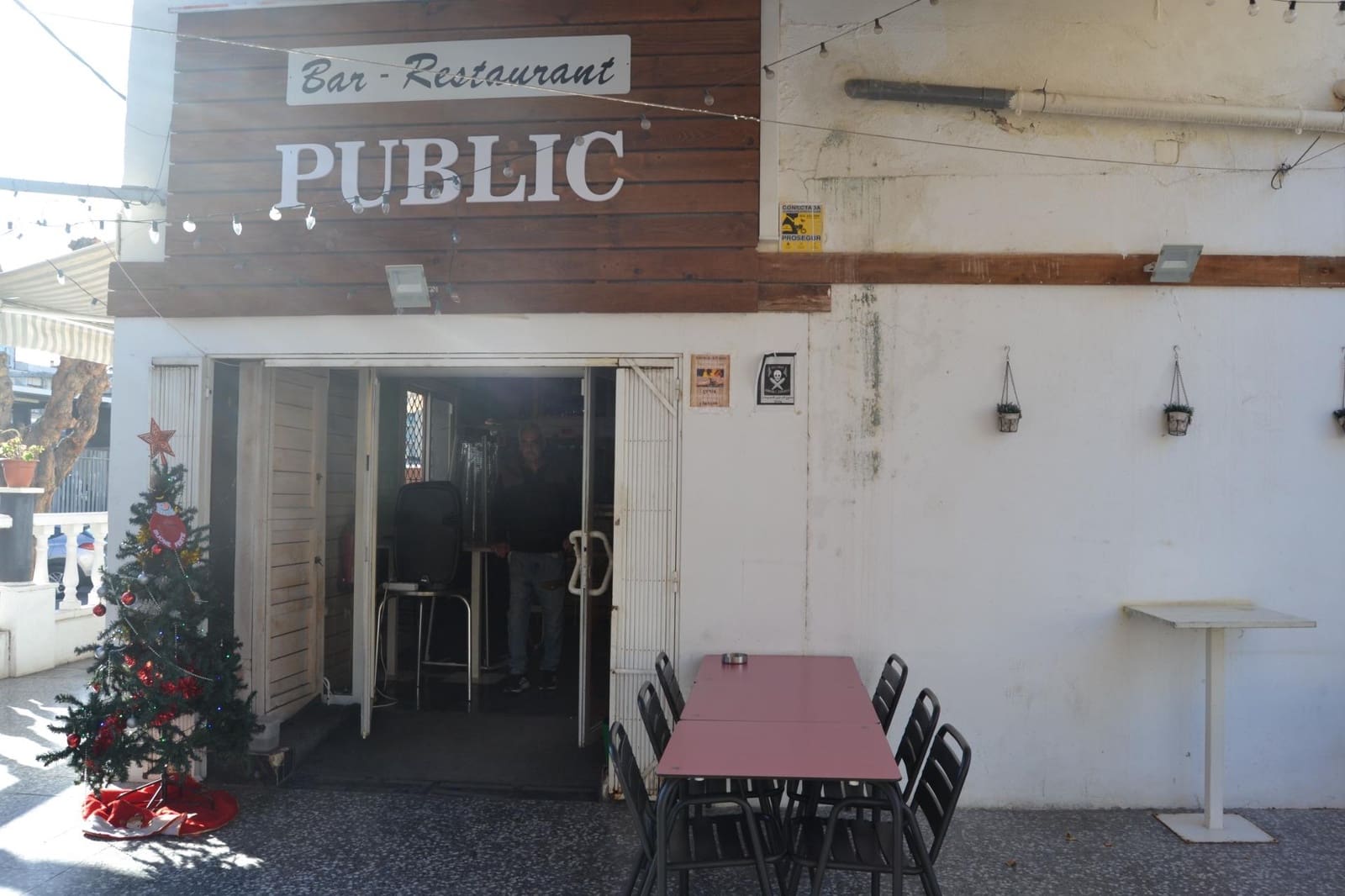 Commercial for rent in Segur de Calafell - € 1,080 (Ref: 9446282)