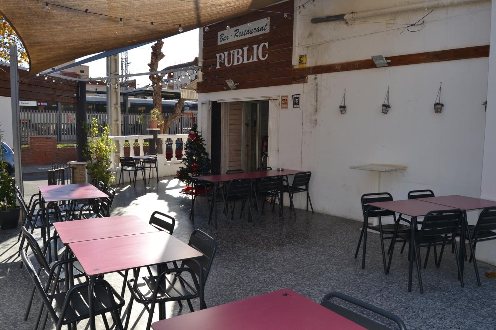 Commercial for rent in Segur de Calafell - € 1,080 (Ref: 9446282)