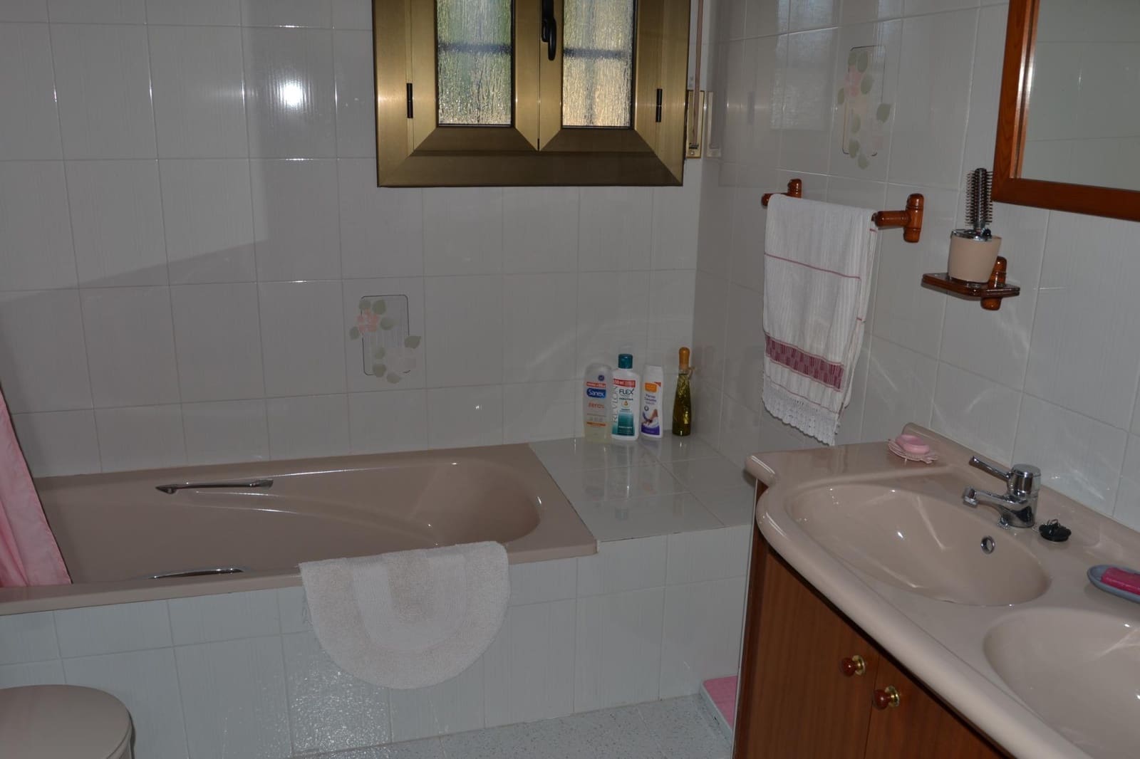 5 bedroom Terraced Villa for sale in Segur de Calafell - € 465,000 (Ref: 9446283)