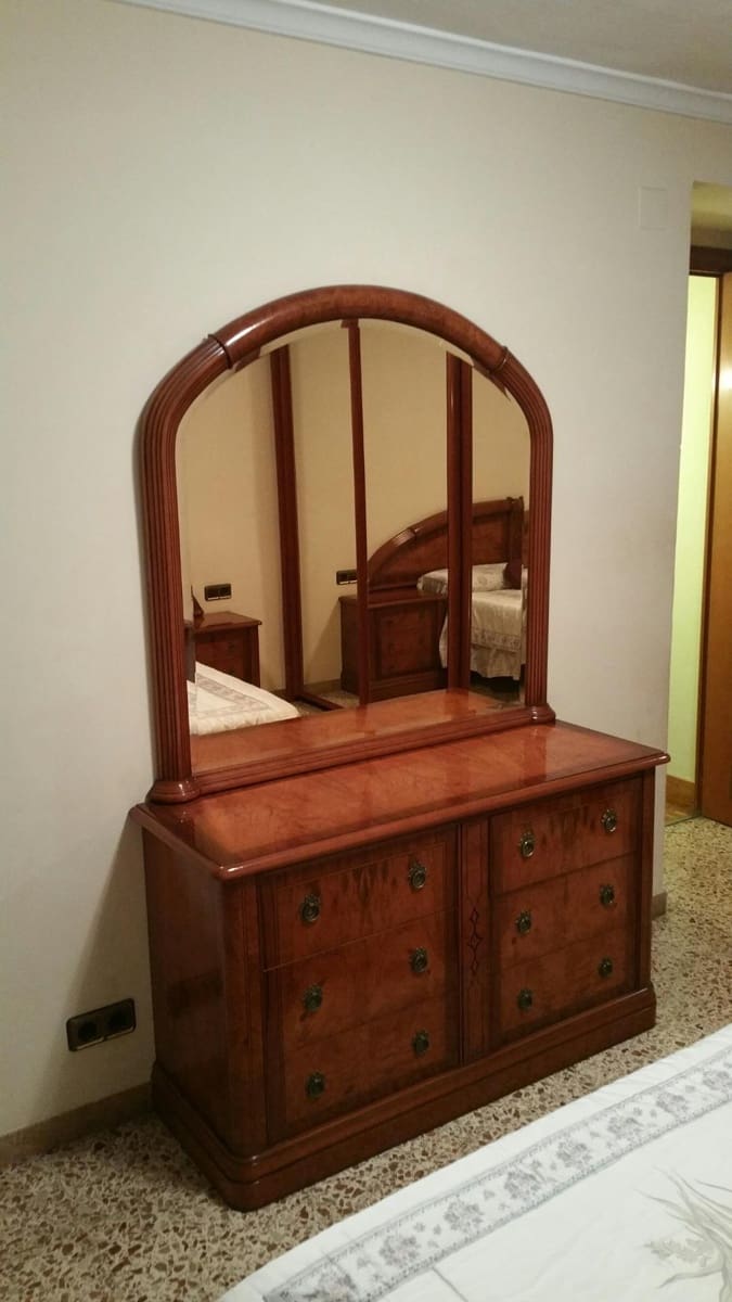 4 Zimmer Wohnung zu vermieten in Tarragona Stadt mit Garage - 998 € (Ref: 9446284)