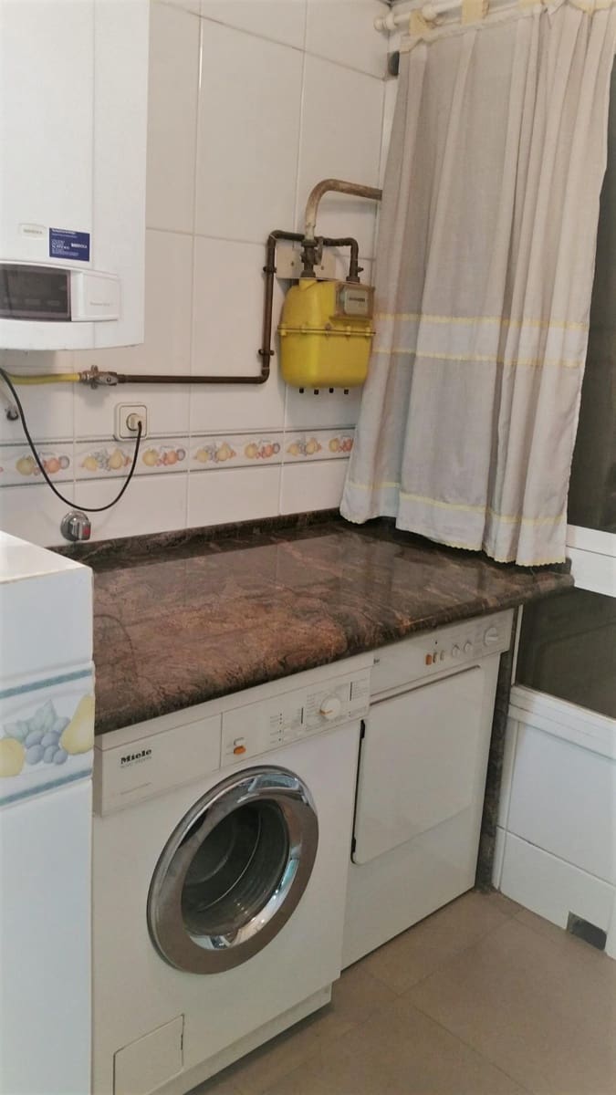 4 Zimmer Wohnung zu vermieten in Tarragona Stadt mit Garage - 998 € (Ref: 9446284)