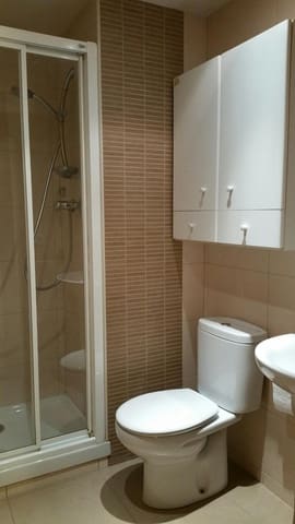 4 slaapkamer Flat te huur in Tarragona stad met garage - € 998 (Ref: 9446284)