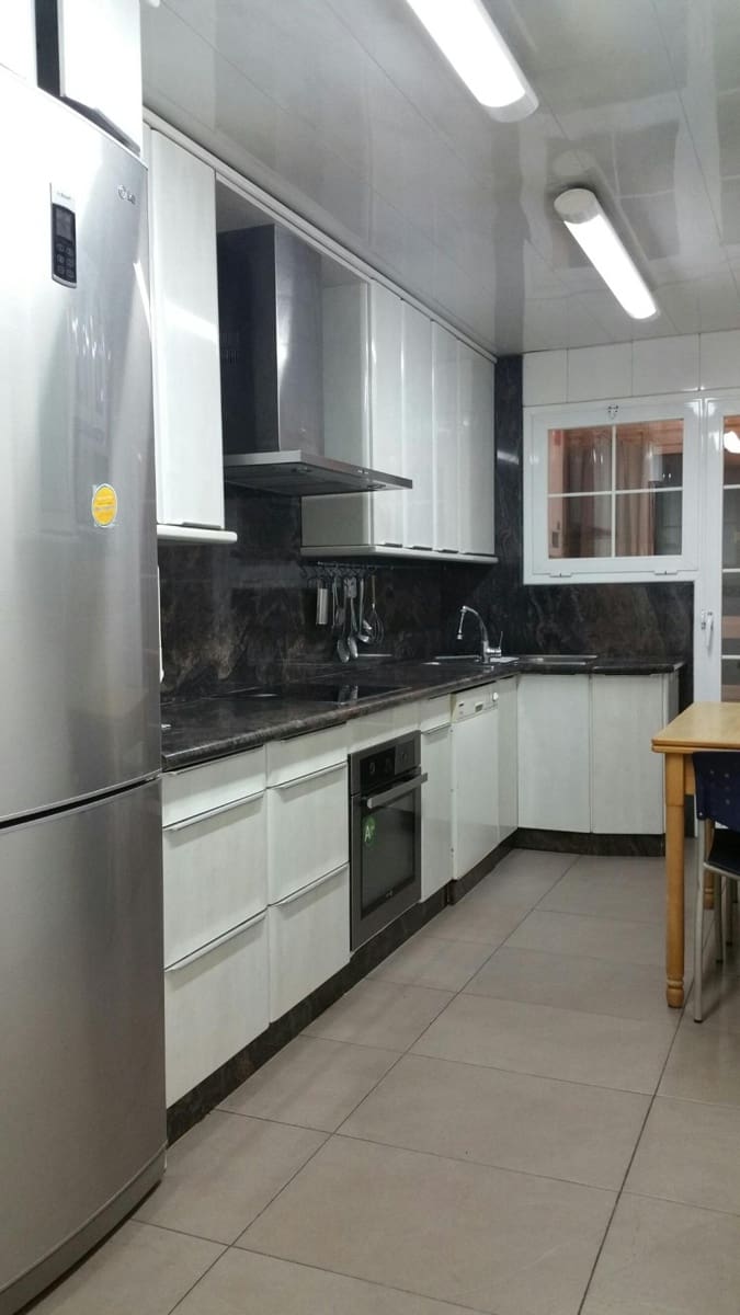 4 camera da letto Appartamento da affittare in Tarragona citta con garage - 998 € (Rif: 9446284)