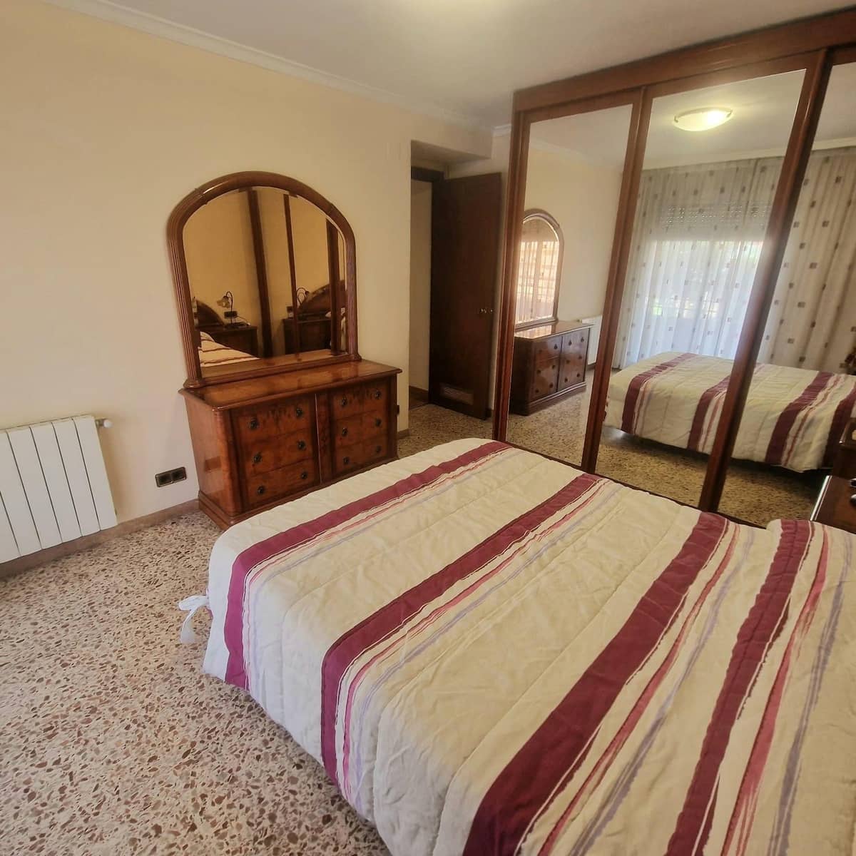 4 camera da letto Appartamento da affittare in Tarragona citta con garage - 998 € (Rif: 9446284)