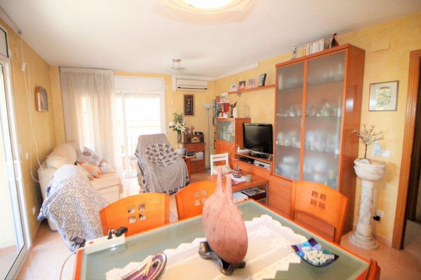 3 slaapkamer Flat te koop in Torredembarra - € 195.000 (Ref: 9452080)