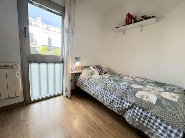 3 makuuhuone Rivitalo myytävänä paikassa Torredembarra mukana uima-altaan 
autotalli - 250 000 € (Ref: 9452774)