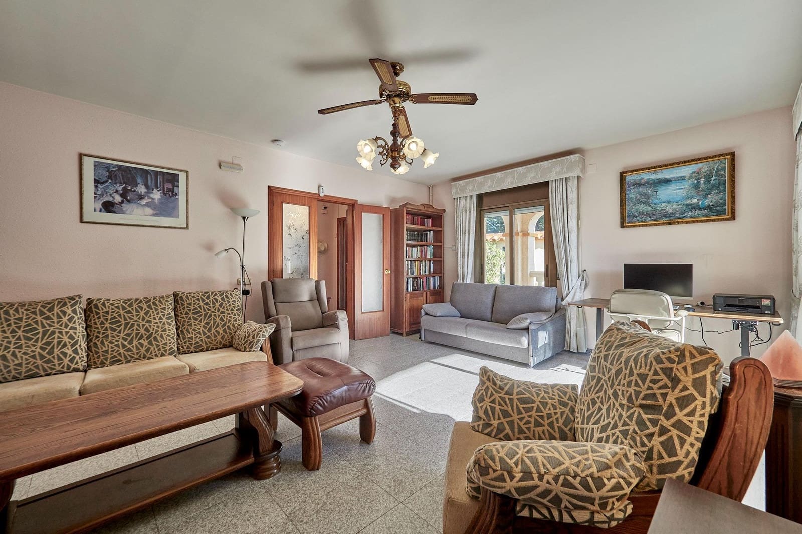 4 sovrum Villa till salu i El Vendrell med pool garage - 450 000 € (Ref: 9462030)