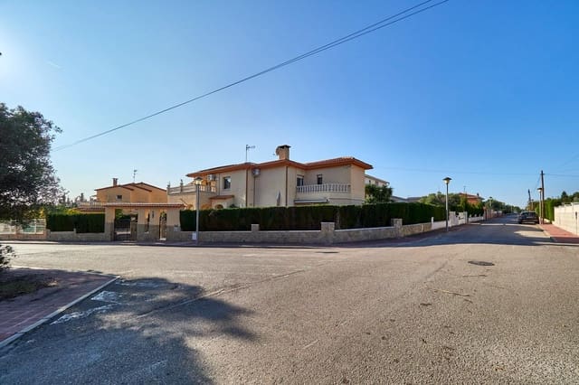 4 sovrum Villa till salu i El Vendrell med pool garage - 450 000 € (Ref: 9462030)