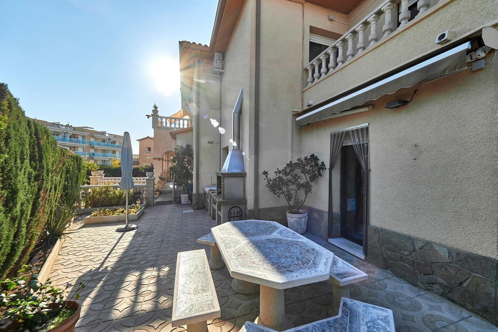 4 sovrum Villa till salu i El Vendrell med pool garage - 450 000 € (Ref: 9462030)