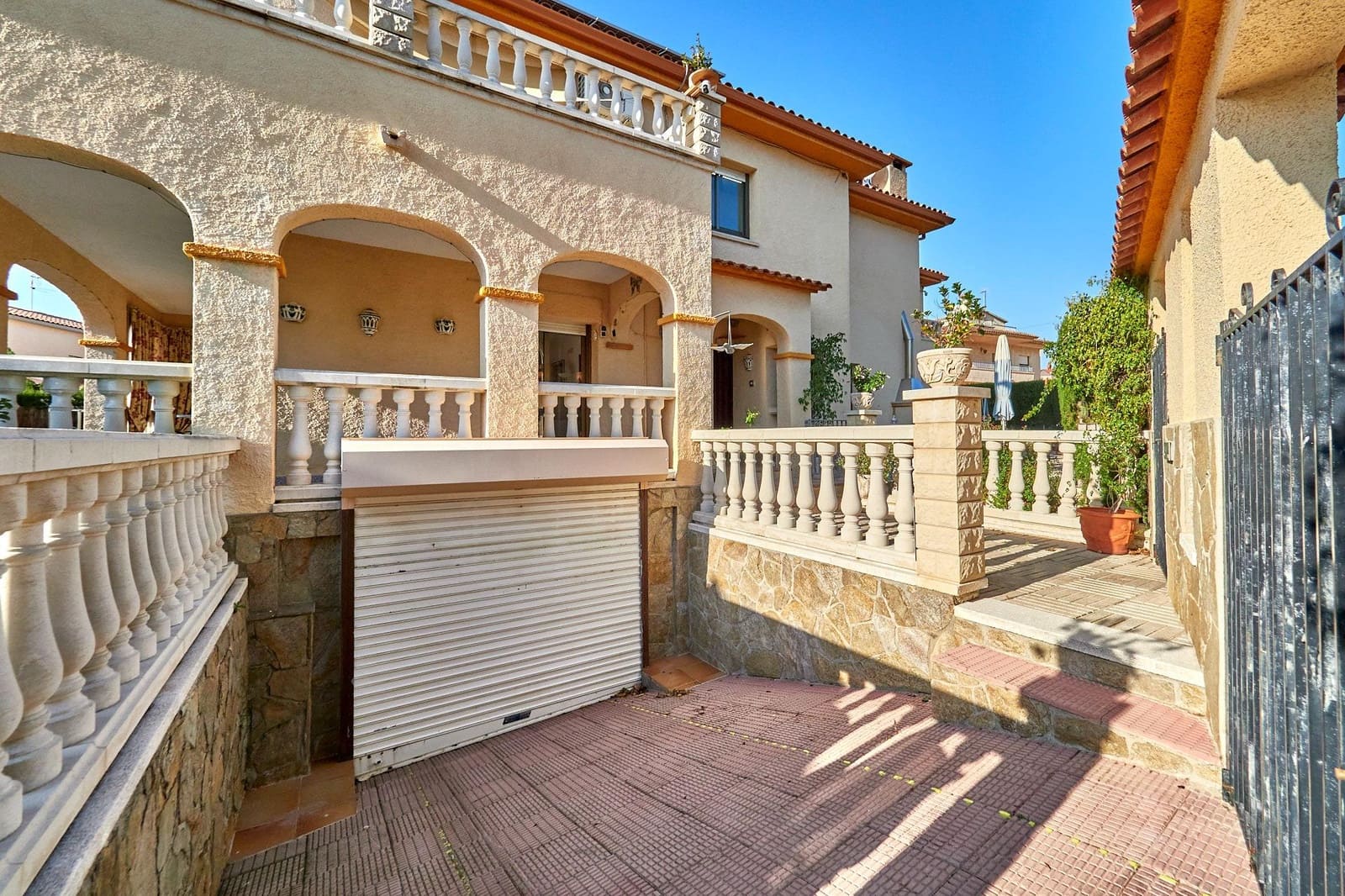 4 sovrum Villa till salu i El Vendrell med pool garage - 450 000 € (Ref: 9462030)