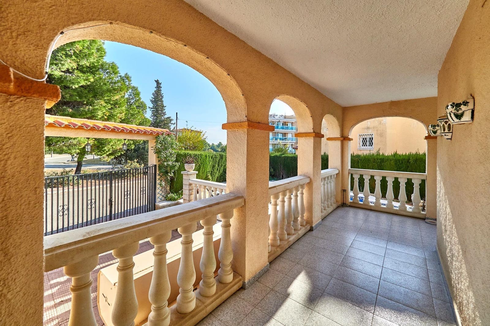 4 sovrum Villa till salu i El Vendrell med pool garage - 450 000 € (Ref: 9462030)