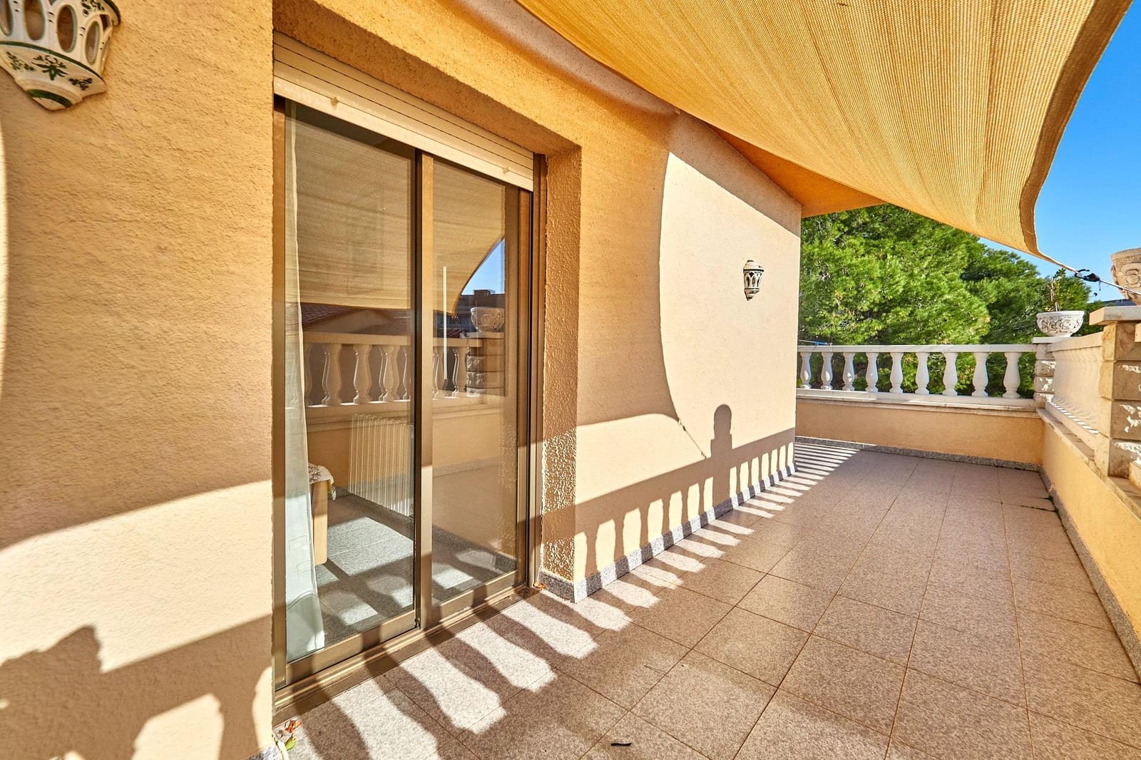 4 sovrum Villa till salu i El Vendrell med pool garage - 450 000 € (Ref: 9462030)