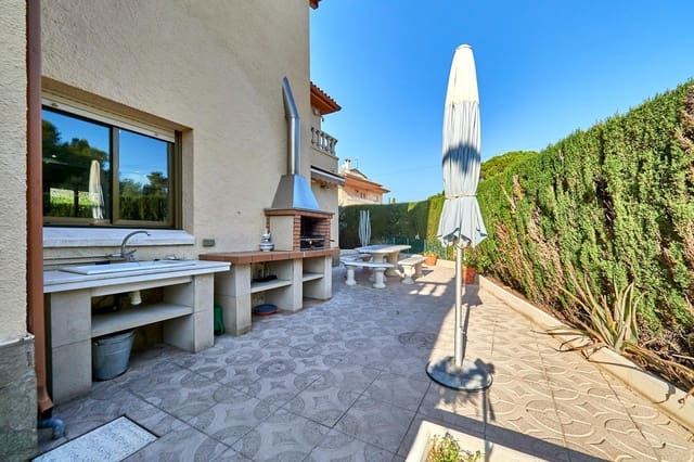 4 sovrum Villa till salu i El Vendrell med pool garage - 450 000 € (Ref: 9462030)