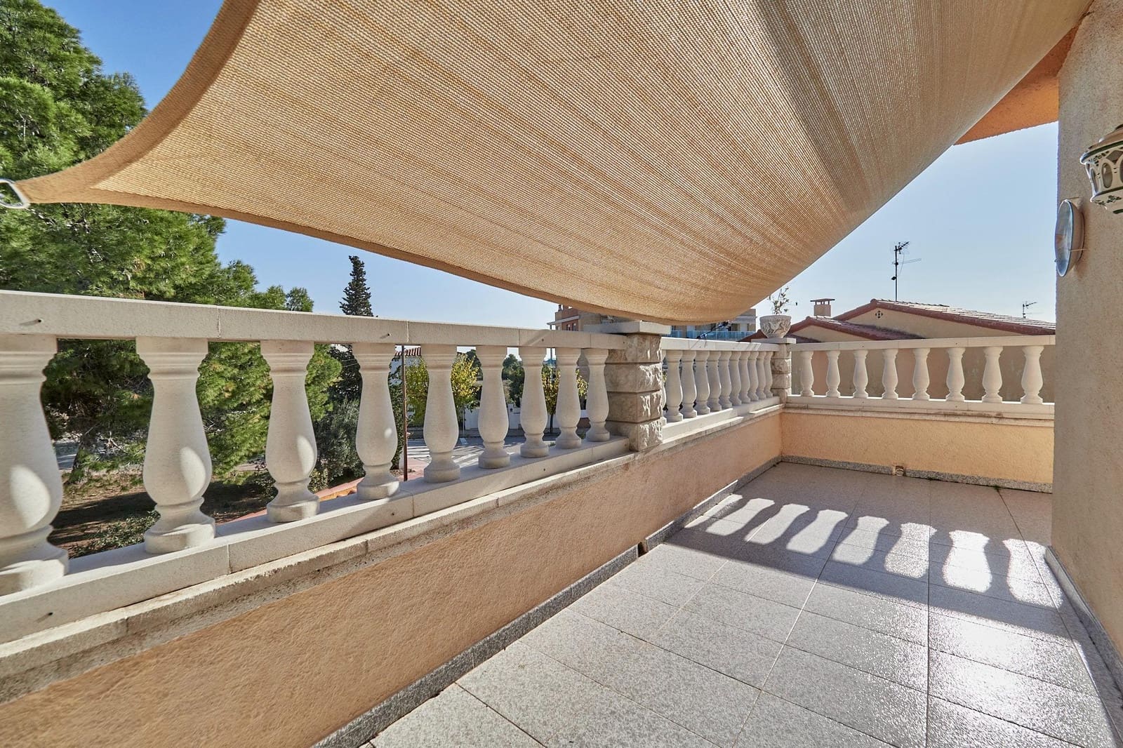 4 sovrum Villa till salu i El Vendrell med pool garage - 450 000 € (Ref: 9462030)