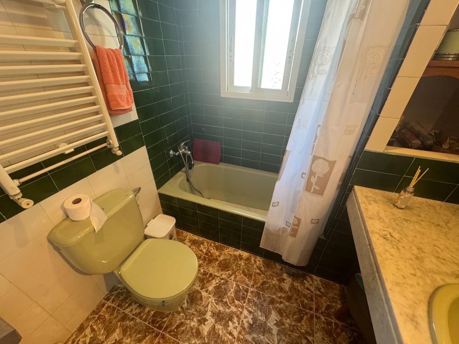 Chalet de 4 habitaciones en El Vendrell en venta con garaje - 320.000 € (Ref: 9462031)