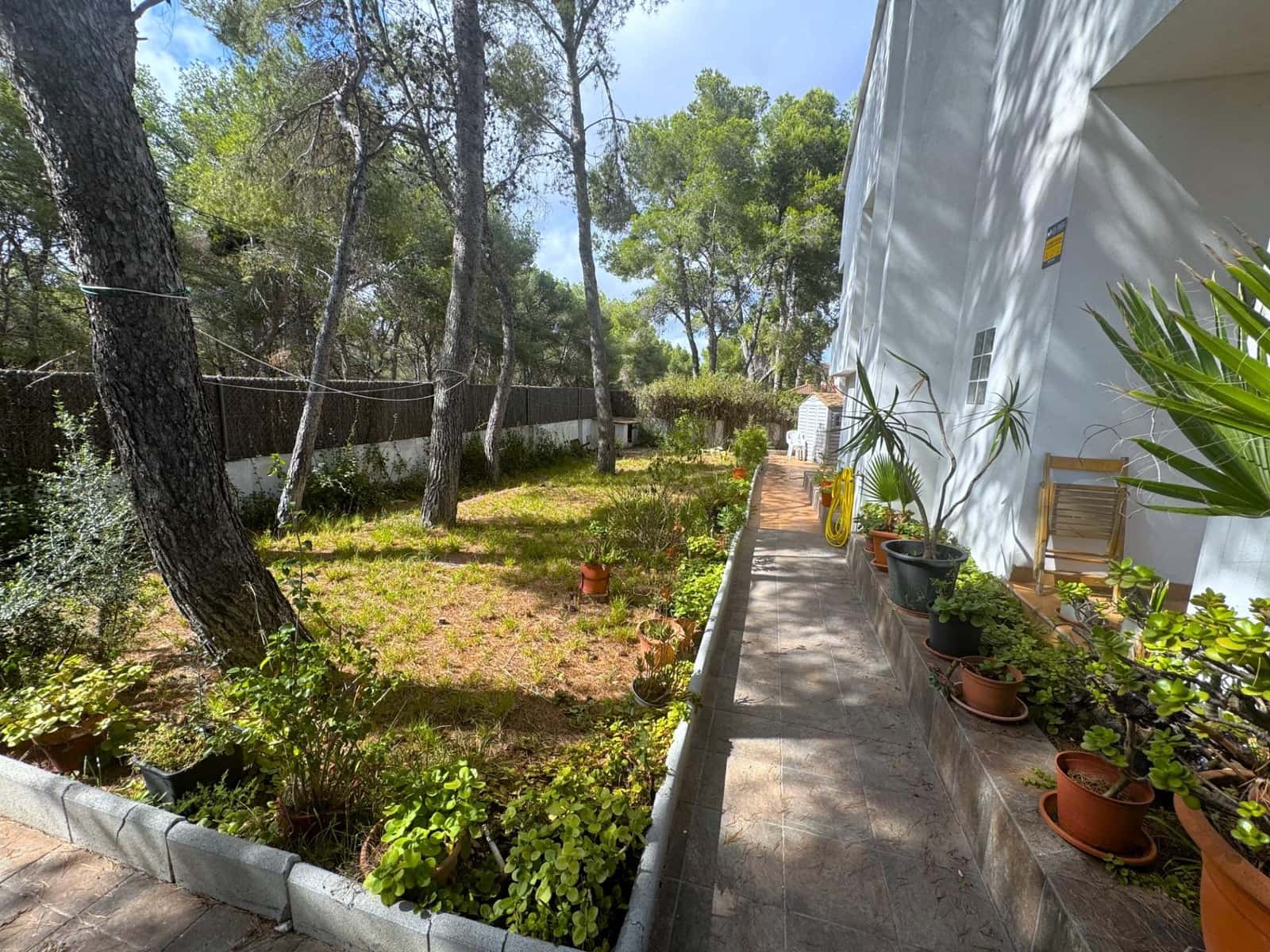 Chalet de 4 habitaciones en El Vendrell en venta con garaje - 320.000 € (Ref: 9462031)